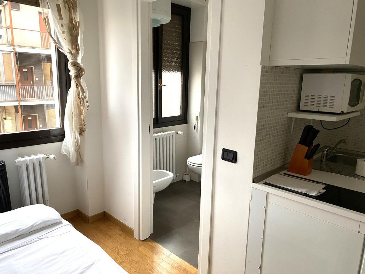 Comfy Studio Near The Central Station Милан Экстерьер фото